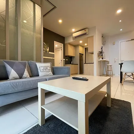 The Robertson-Bukit Bintang By Pillowtalks Kuala Lumpur Bagian luar foto