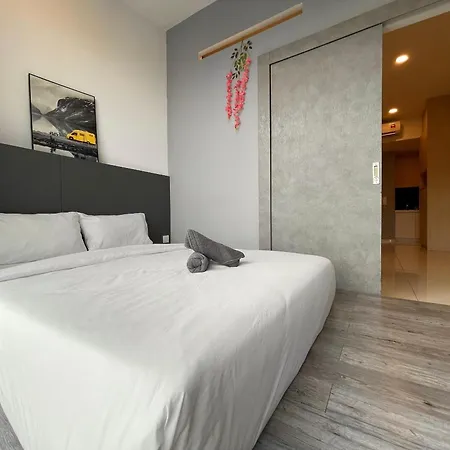 The Robertson-Bukit Bintang By Pillowtalks Kuala Lumpur Bagian luar foto