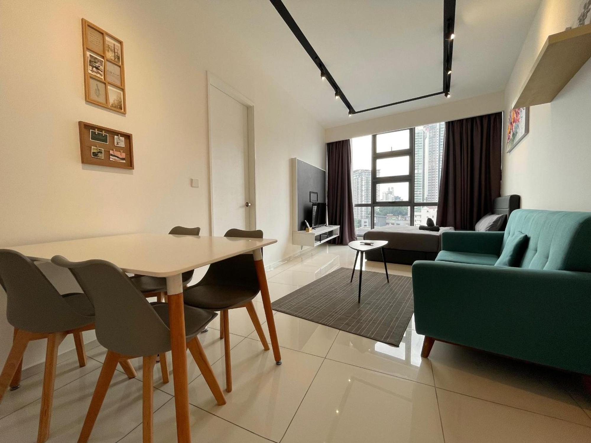 The Robertson-bukit Bintang By Pillowtalks Apartemen